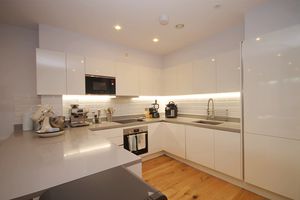 Photo 10- click for photo gallery